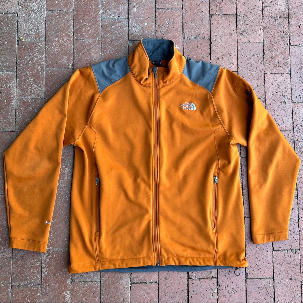 2005 North Face XL TKA Stretch Fleece orange

Nice condition. Size extra large